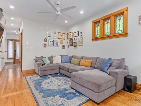 Tiny photo for 4815 W Warner Avenue, Chicago, IL 60641 (MLS # 12619312)