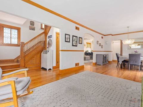 Tiny photo for 4815 W Warner Avenue, Chicago, IL 60641 (MLS # 12619312)