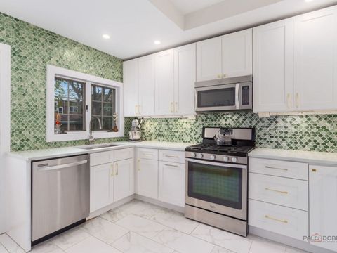 Tiny photo for 4815 W Warner Avenue, Chicago, IL 60641 (MLS # 12619312)