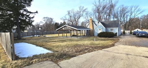 Photo of 36107 N Green Bay Road, Waukegan, IL 60087 (MLS # 12647497)