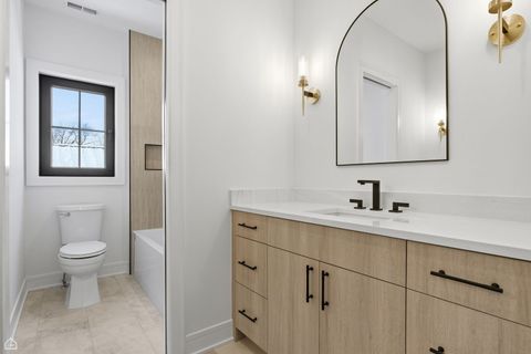 Tiny photo for 1100 Lois Avenue, Park Ridge, IL 60068 (MLS # 12647438)