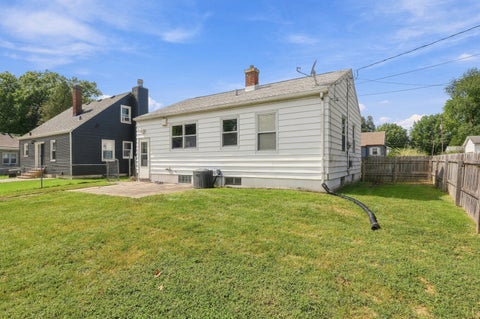 Tiny photo for 2329 Frances Place, Davenport, IA 52804 (MLS # 12753520)