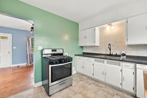 Tiny photo for 2329 Frances Place, Davenport, IA 52804 (MLS # 12753520)