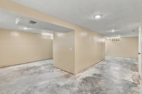 Tiny photo for 2329 Frances Place, Davenport, IA 52804 (MLS # 12753520)