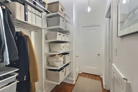 Tiny photo for 300 N Oak Park Avenue #1, Oak Park, IL 60302 (MLS # 12492762)