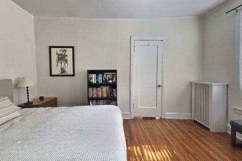 Tiny photo for 300 N Oak Park Avenue #1, Oak Park, IL 60302 (MLS # 12492762)