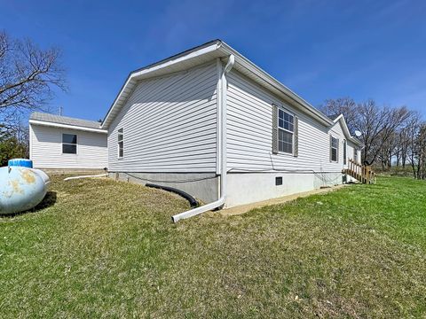 Tiny photo for 1739 120th Avenue, Aledo, IL 61231 (MLS # 100000131)