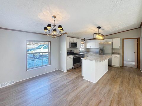 Tiny photo for 1739 120th Avenue, Aledo, IL 61231 (MLS # 100000131)