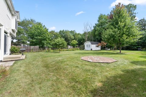 Tiny photo for 185 W Hickory Road, Lombard, IL 60148 (MLS # 12466202)