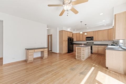 Tiny photo for 185 W Hickory Road, Lombard, IL 60148 (MLS # 12466202)