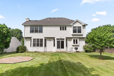 Tiny photo for 185 W Hickory Road, Lombard, IL 60148 (MLS # 12466202)