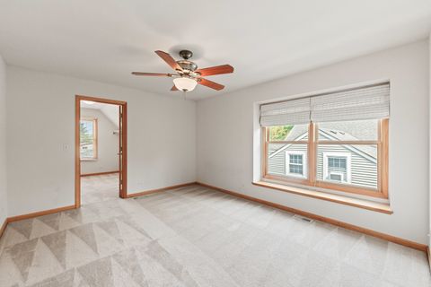 Tiny photo for 185 W Hickory Road, Lombard, IL 60148 (MLS # 12466202)