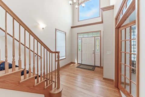 Tiny photo for 185 W Hickory Road, Lombard, IL 60148 (MLS # 12466202)
