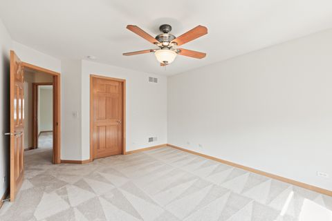 Tiny photo for 185 W Hickory Road, Lombard, IL 60148 (MLS # 12466202)