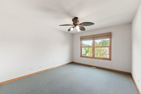 Tiny photo for 185 W Hickory Road, Lombard, IL 60148 (MLS # 12466202)