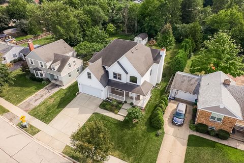 Tiny photo for 185 W Hickory Road, Lombard, IL 60148 (MLS # 12466202)