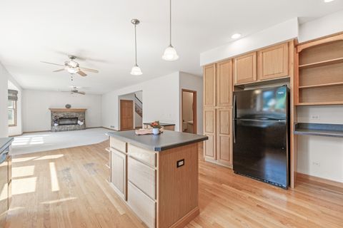 Tiny photo for 185 W Hickory Road, Lombard, IL 60148 (MLS # 12466202)