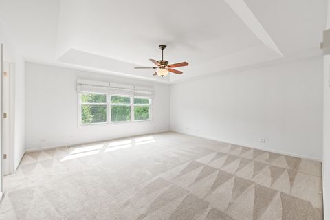 Tiny photo for 185 W Hickory Road, Lombard, IL 60148 (MLS # 12466202)