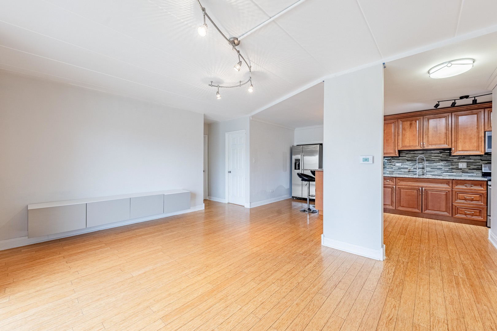 11010 Central Avenue 2A