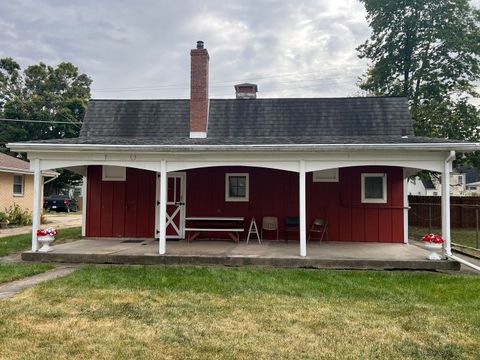 Tiny photo for 550 Henry Street, Kankakee, IL 60901 (MLS # 12496695)