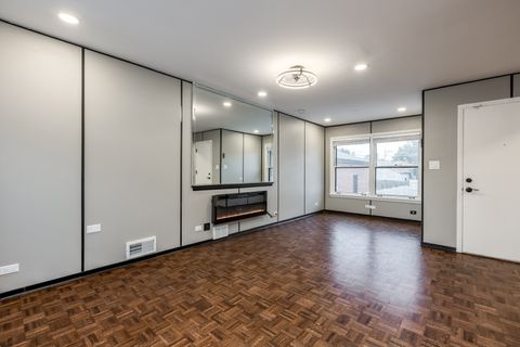 Tiny photo for 9539 Lorel Avenue, Skokie, IL 60077 (MLS # 12516840)