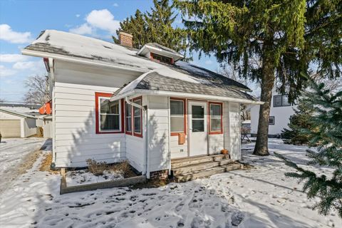 Photo of 1710 W CHURCH Street, Champaign, IL 61821 (MLS # 12520638)