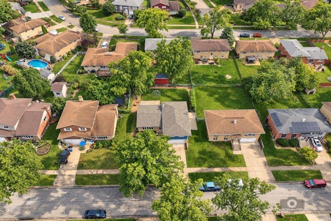 Tiny photo for 15224 Walnut Road, Oak Forest, IL 60452 (MLS # 12774006)