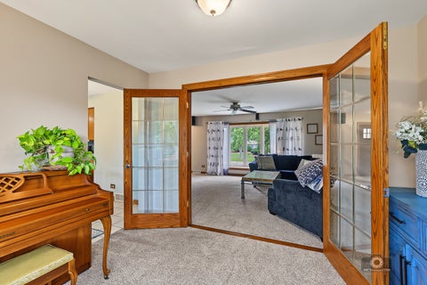 Tiny photo for 15224 Walnut Road, Oak Forest, IL 60452 (MLS # 12774006)