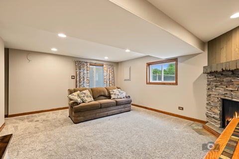 Tiny photo for 15224 Walnut Road, Oak Forest, IL 60452 (MLS # 12774006)