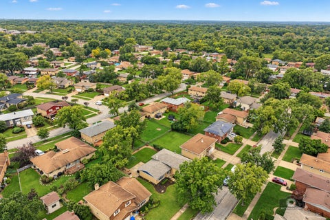 Tiny photo for 15224 Walnut Road, Oak Forest, IL 60452 (MLS # 12774006)