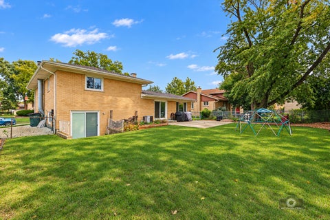 Tiny photo for 15224 Walnut Road, Oak Forest, IL 60452 (MLS # 12774006)