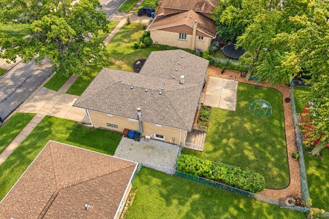Tiny photo for 15224 Walnut Road, Oak Forest, IL 60452 (MLS # 12774006)