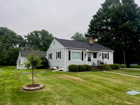 Photo of 102 E Washington Street, Danforth, IL 60930 (MLS # 12745822)