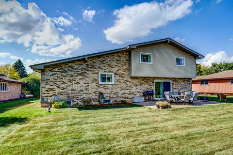 Tiny photo for 15229 Bunker Drive, Orland Park, IL 60462 (MLS # 12487045)