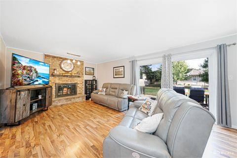 Tiny photo for 15229 Bunker Drive, Orland Park, IL 60462 (MLS # 12487045)