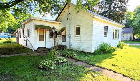 Tiny photo for 1402 N Sterling Street, Streator, IL 61364 (MLS # 12739647)