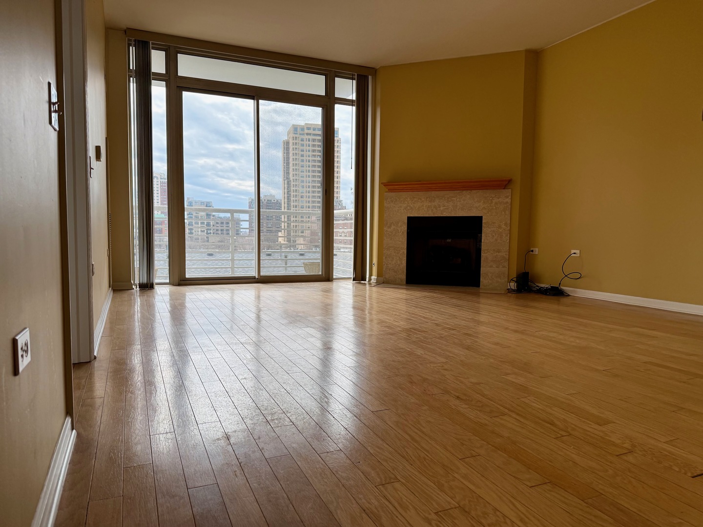 1515 S PRAIRIE Avenue 617