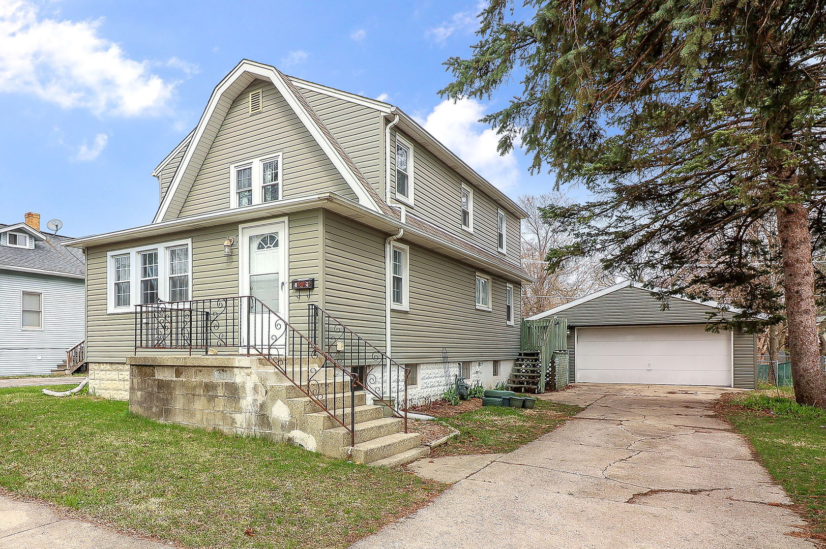 115 N 3rd Avenue