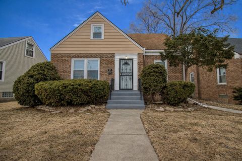 Photo of 212 E 142nd Place, Dolton, IL 60419 (MLS # 12566807)