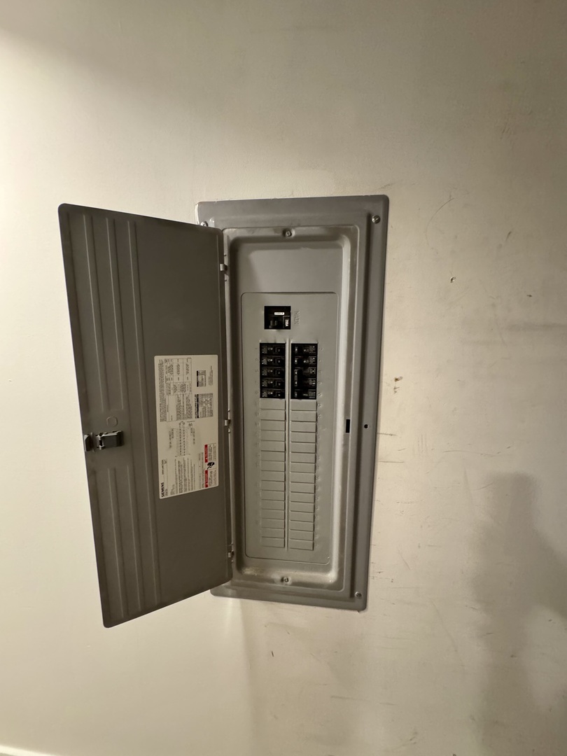 Chicago, Illinois 60625, United States, ,Residential,Active,177222