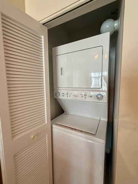 Tiny photo for 1600 S Prairie Avenue #1006, Chicago, IL 60616 (MLS # 12795496)