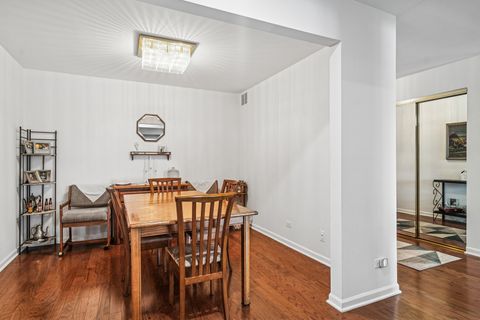 Tiny photo for 101 Old Oak Drive #305, Buffalo Grove, IL 60089 (MLS # 12538489)