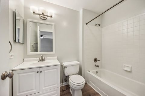 Tiny photo for 808 Old Checker Road, Buffalo Grove, IL 60089 (MLS # 12575200)