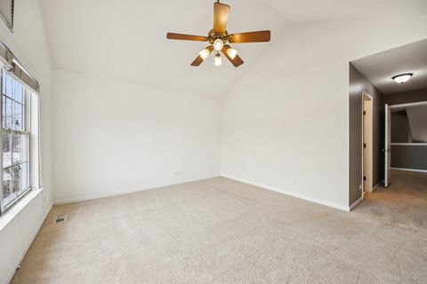 Tiny photo for 808 Old Checker Road, Buffalo Grove, IL 60089 (MLS # 12575200)