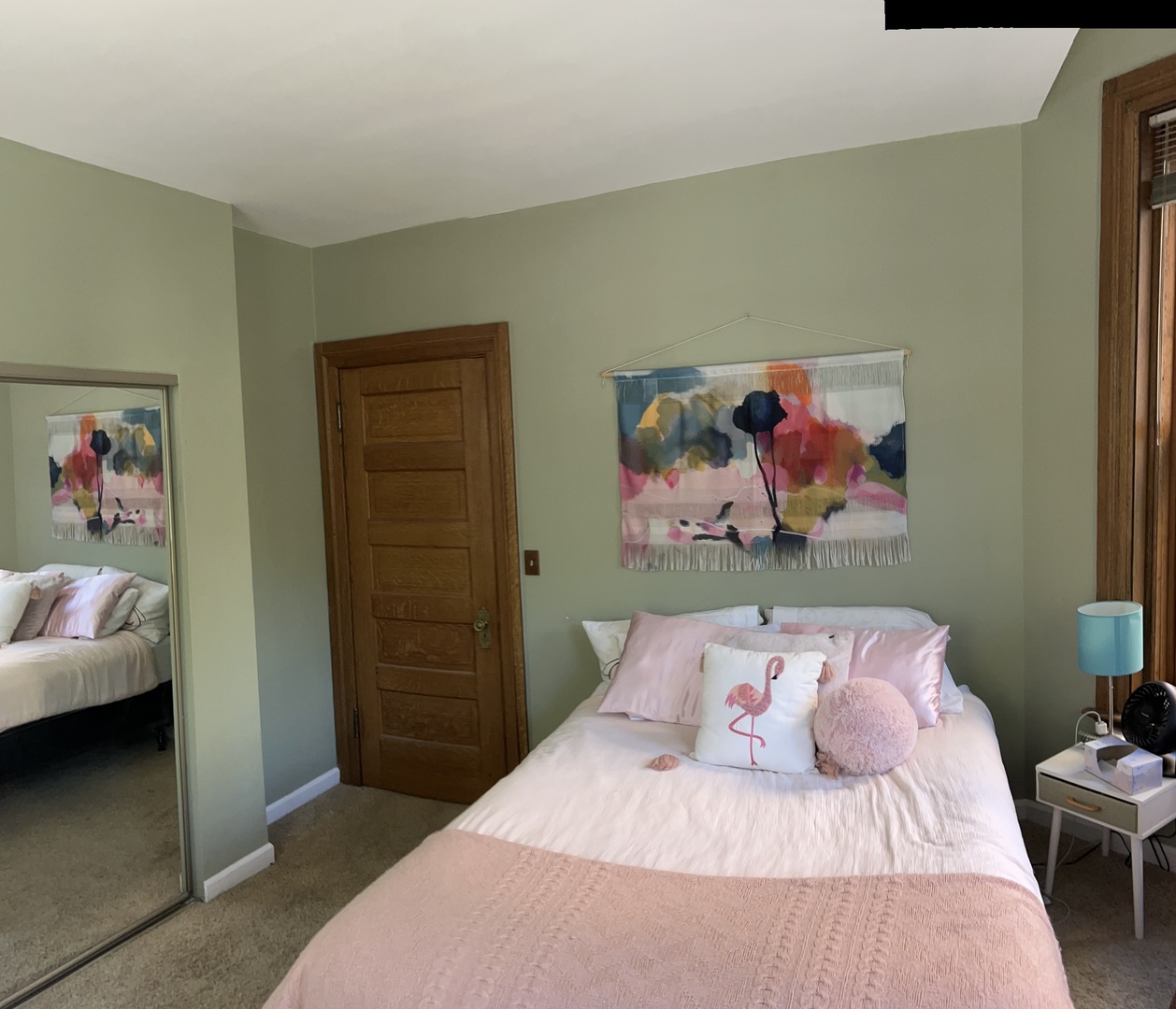 550 W SURF Street 102