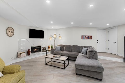 Tiny photo for 7970 Garfield Avenue #102, Burr Ridge, IL 60527 (MLS # 12745504)