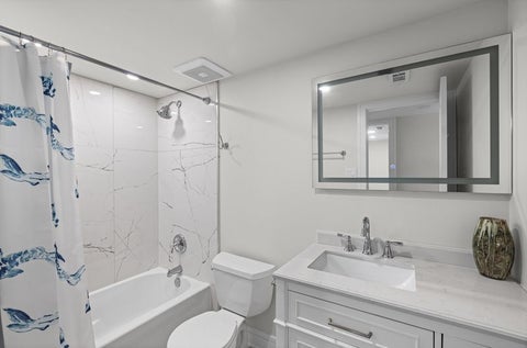 Tiny photo for 7970 Garfield Avenue #102, Burr Ridge, IL 60527 (MLS # 12745504)