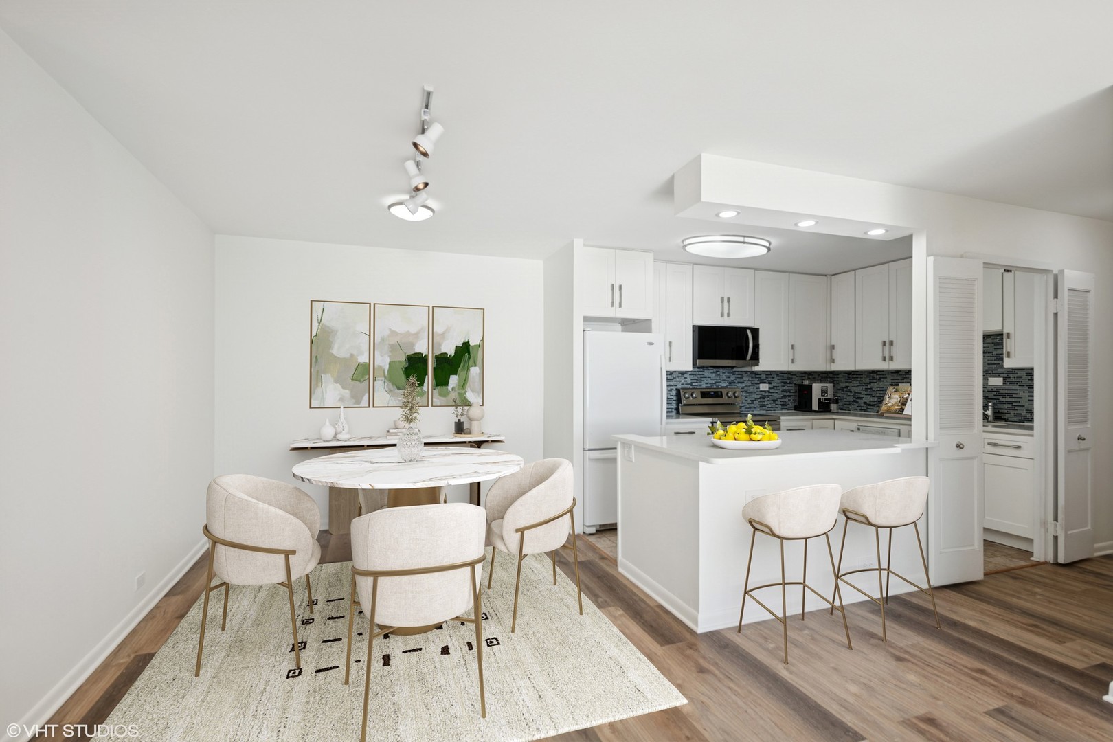 155 N HARBOR Drive 610