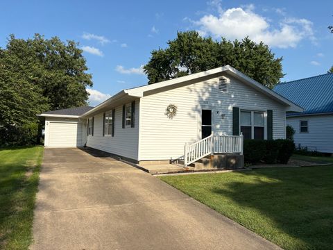 Photo of 510 N Maple Avenue, Minier, IL 61759 (MLS # 12438736)