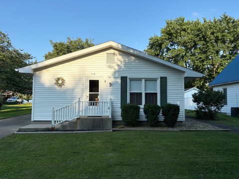 Tiny photo for 510 N Maple Avenue, Minier, IL 61759 (MLS # 12438736)